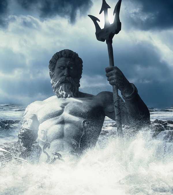 woman strolling amid many runners