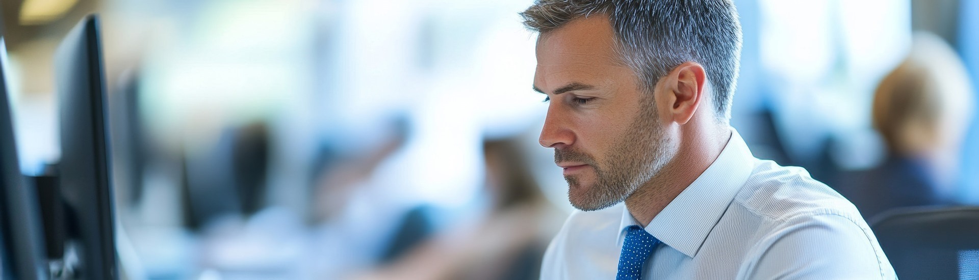 business man searching AppIntel AI